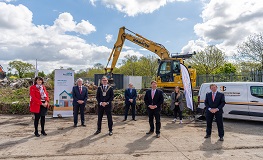 Minister O’Brien commends South Dublin County Council on housing delivery as work progresses on 1,100 home initiatives sumamry image
