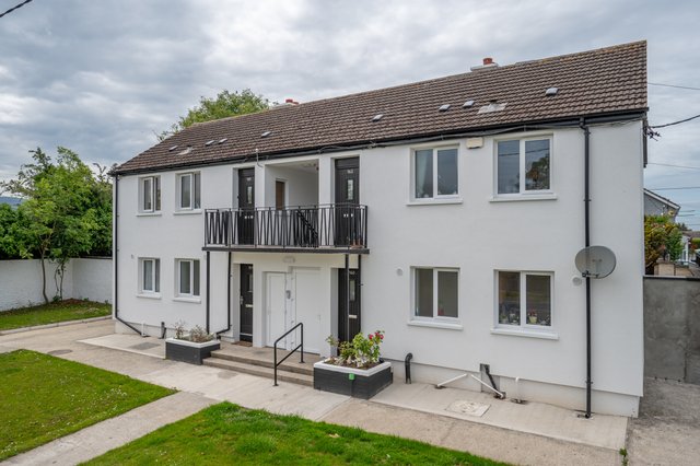 St-Maelruans-Housing